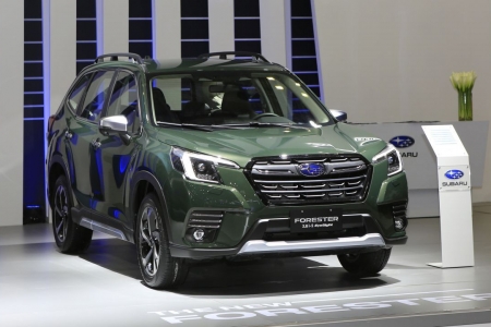 Đánh giá Subaru Forester 2023: Nội thất rộng rãi, tiện nghi đủ dùng, vận hành ổn định